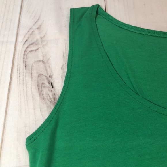 Cooters Clearwater Beach Ladies Graphic Tank Top Green Women’s Small NEW - Picture 14 of 14